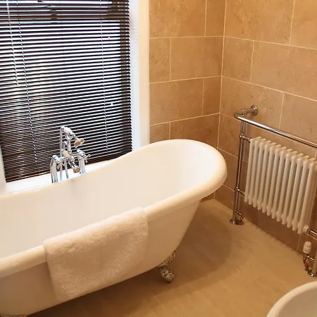 The Windmill - Whitby Bed & Breakfast Stainsacre